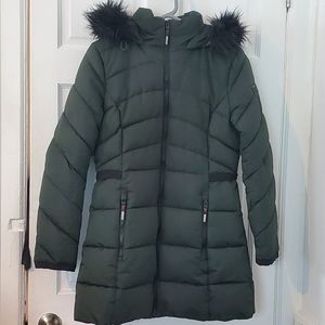 Guess, Heavy Puffer with Black Faux Fur Hood and Trim. Size Medium. Forest Green